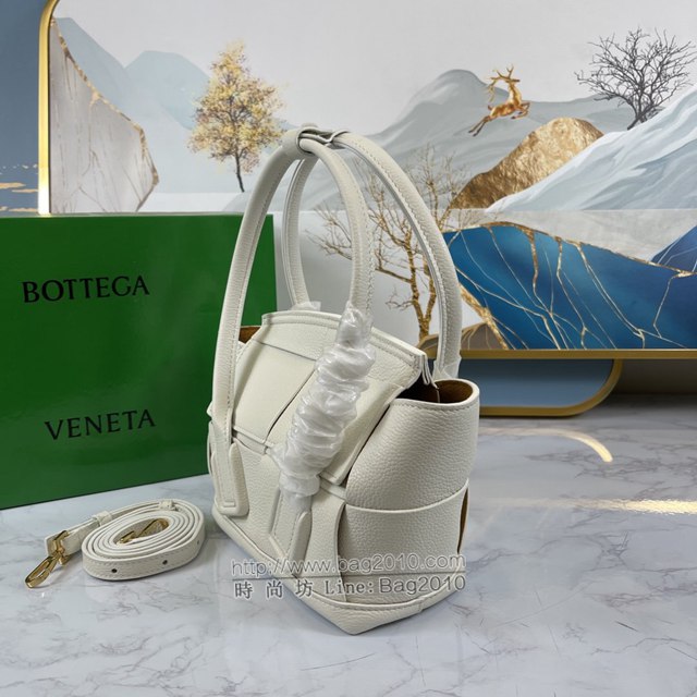 Bottega veneta高端女包 KF008 寶緹嘉荔枝紋石膏白arco29 BV經典款mini手拎肩背包  gxz1222